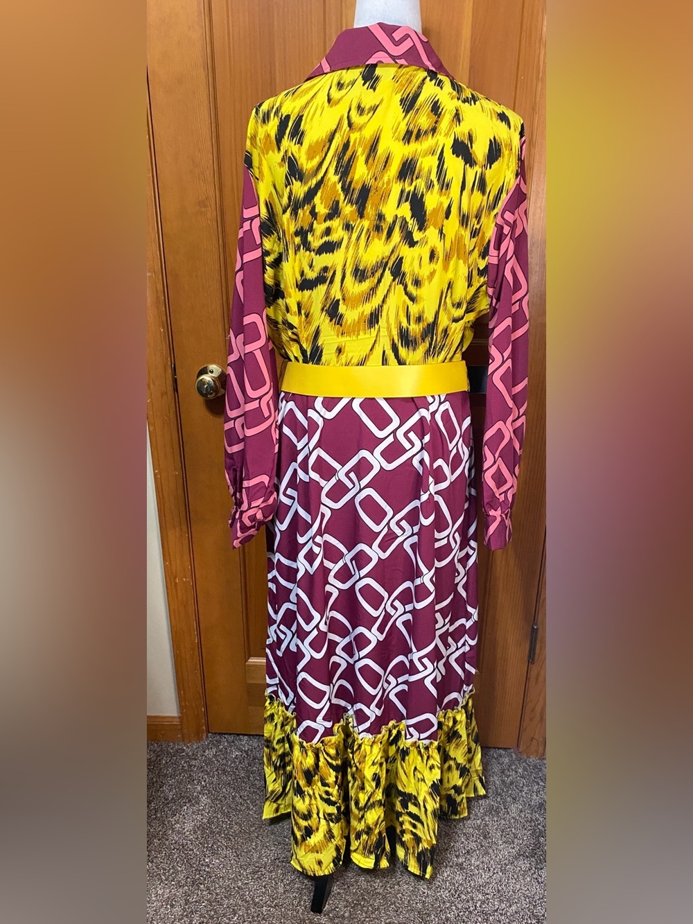 NWT Ashley Stewart Plus Size Vibrant Abstract Printed Shirt Dress with Belt - Picture 4 of 6